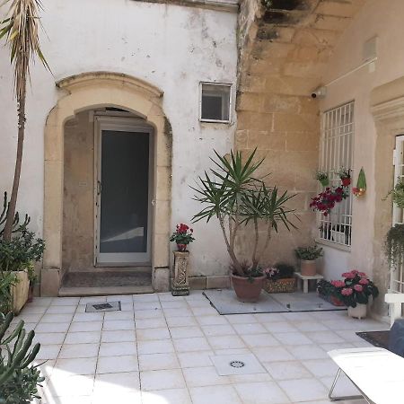 Apartamento Il Vico Lecce Exterior foto
